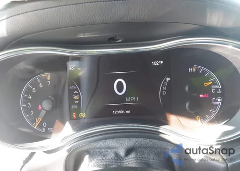 2018 Jeep Grand Cherokee Sterling Edition 4X2 from USA, damaged, VIN 1C4RJEBG3JC281464